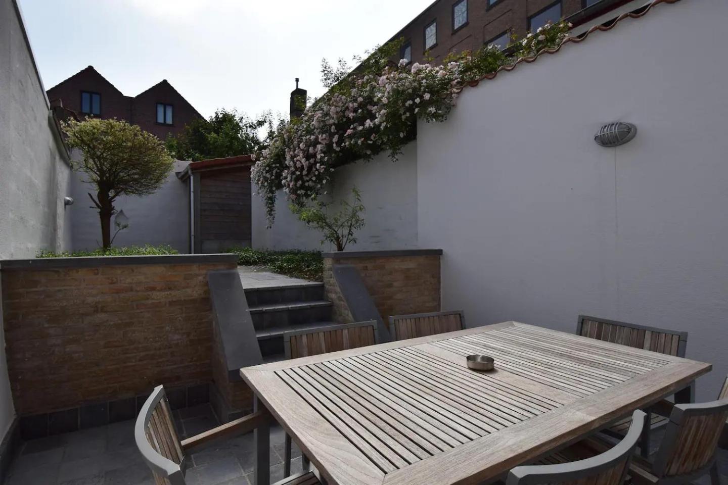 ברוז' Brugse Charme Huis Met Tuin Aan Het Water 8P מראה חיצוני תמונה